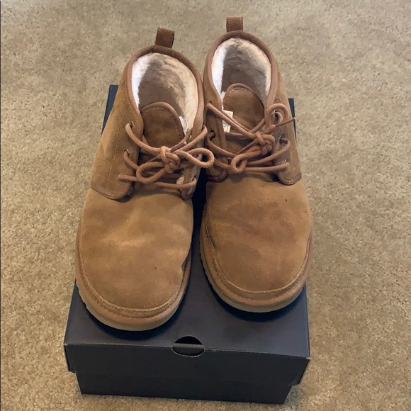 Men’s uggs - Picture 3 of 3